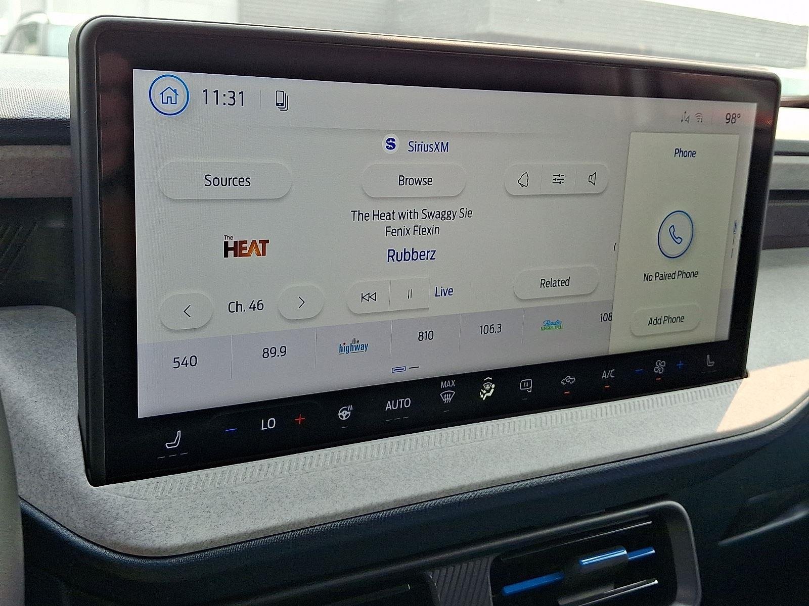 New 2026 Oxford White Ford XLT image 11