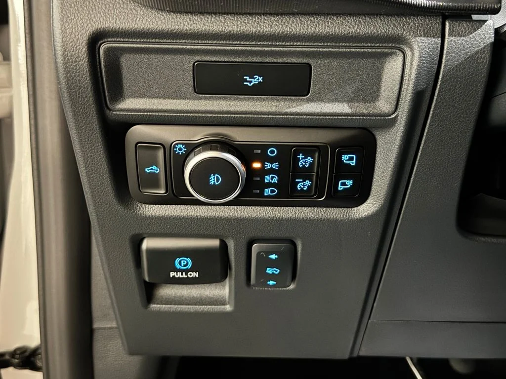New 2026 White Ford Lariat image 31