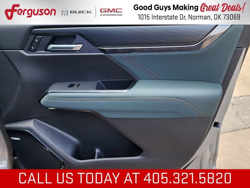 2026 GMC Acadia AT4 - Photo 40