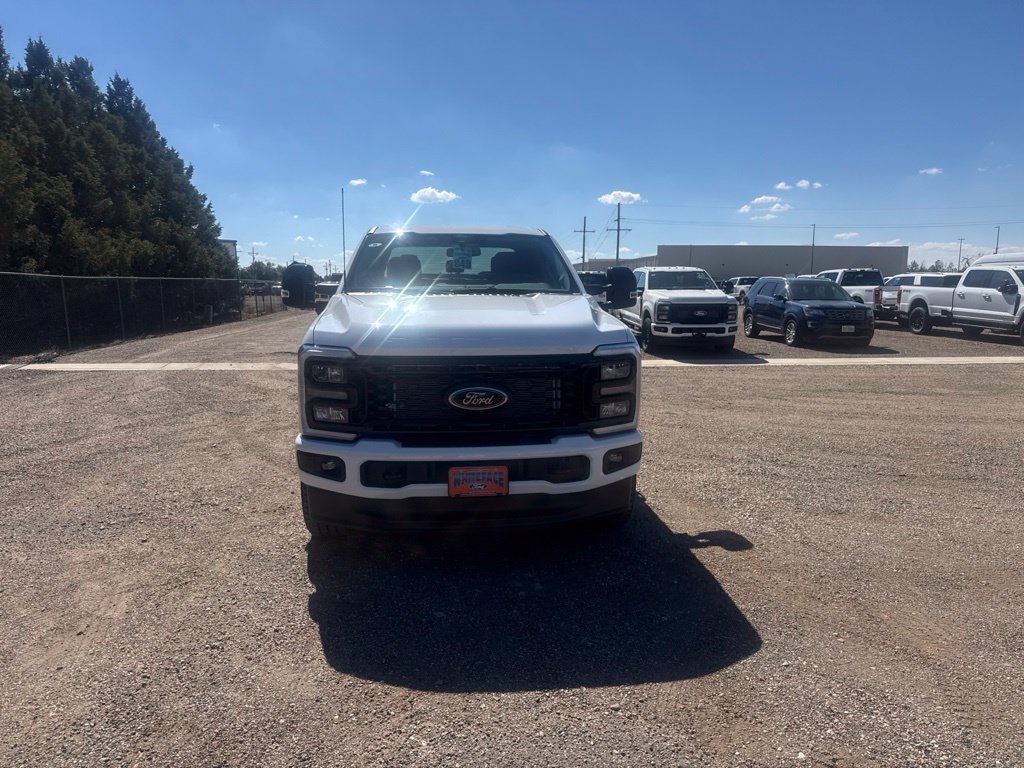 New 2026 Oxford White Ford Lariat image 10