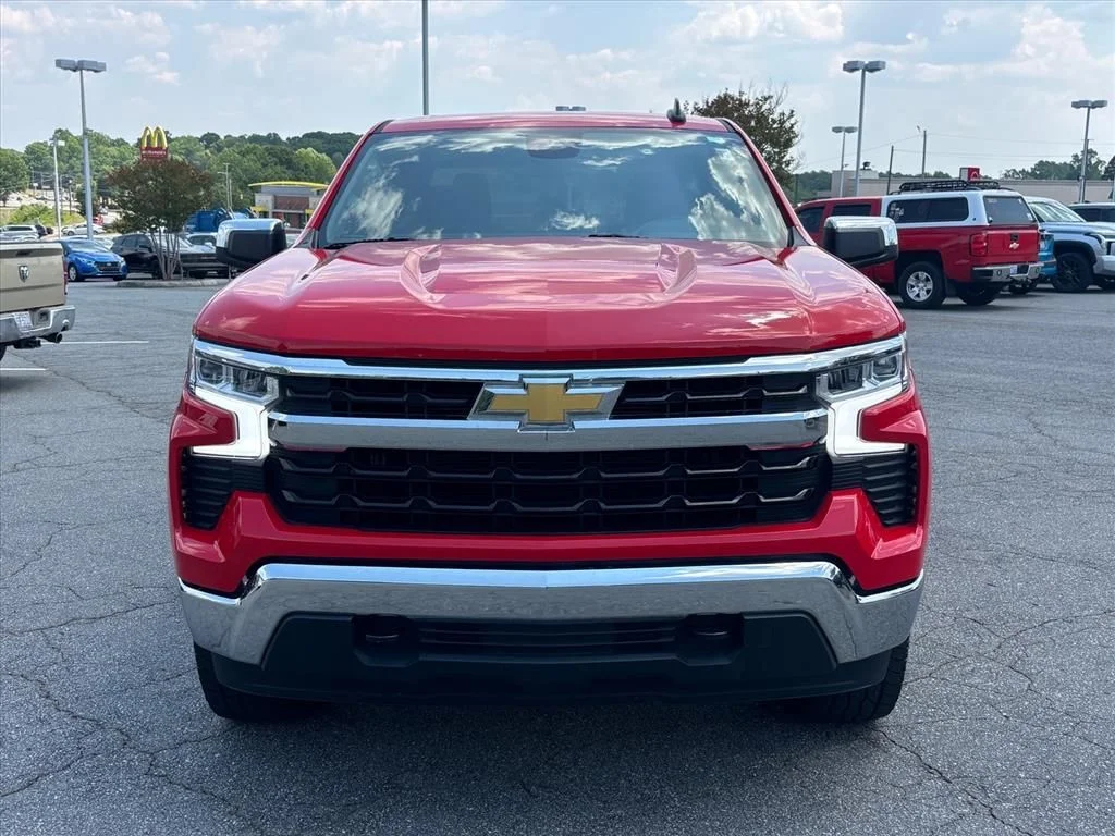 Used 2024 Red Chevrolet LT image 22