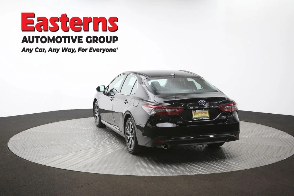 Used 2022 Black Toyota XLE image 65