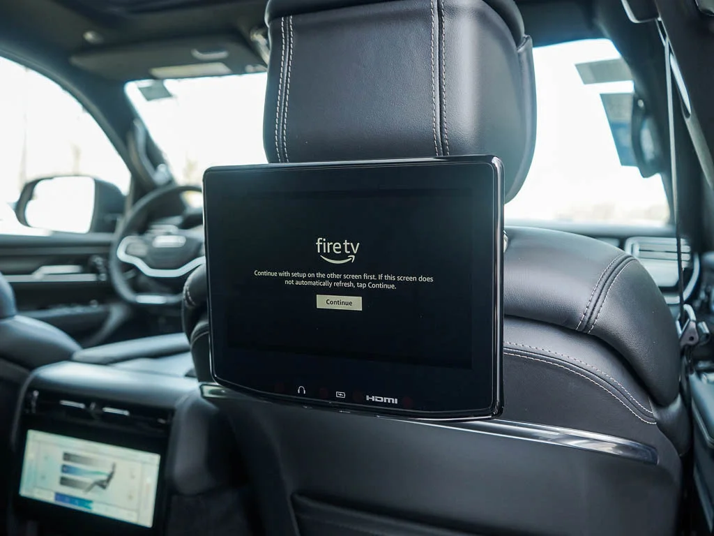 New 2026 High Gloss Black Jeep Summit image 14