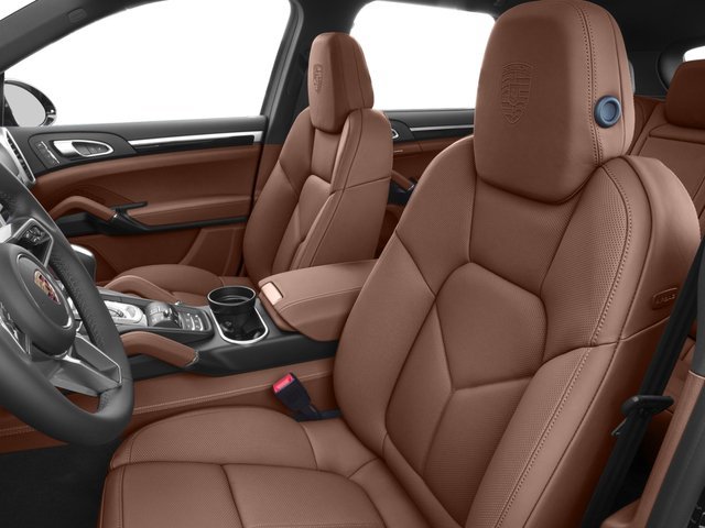 Used 2017  Porsche  image 10