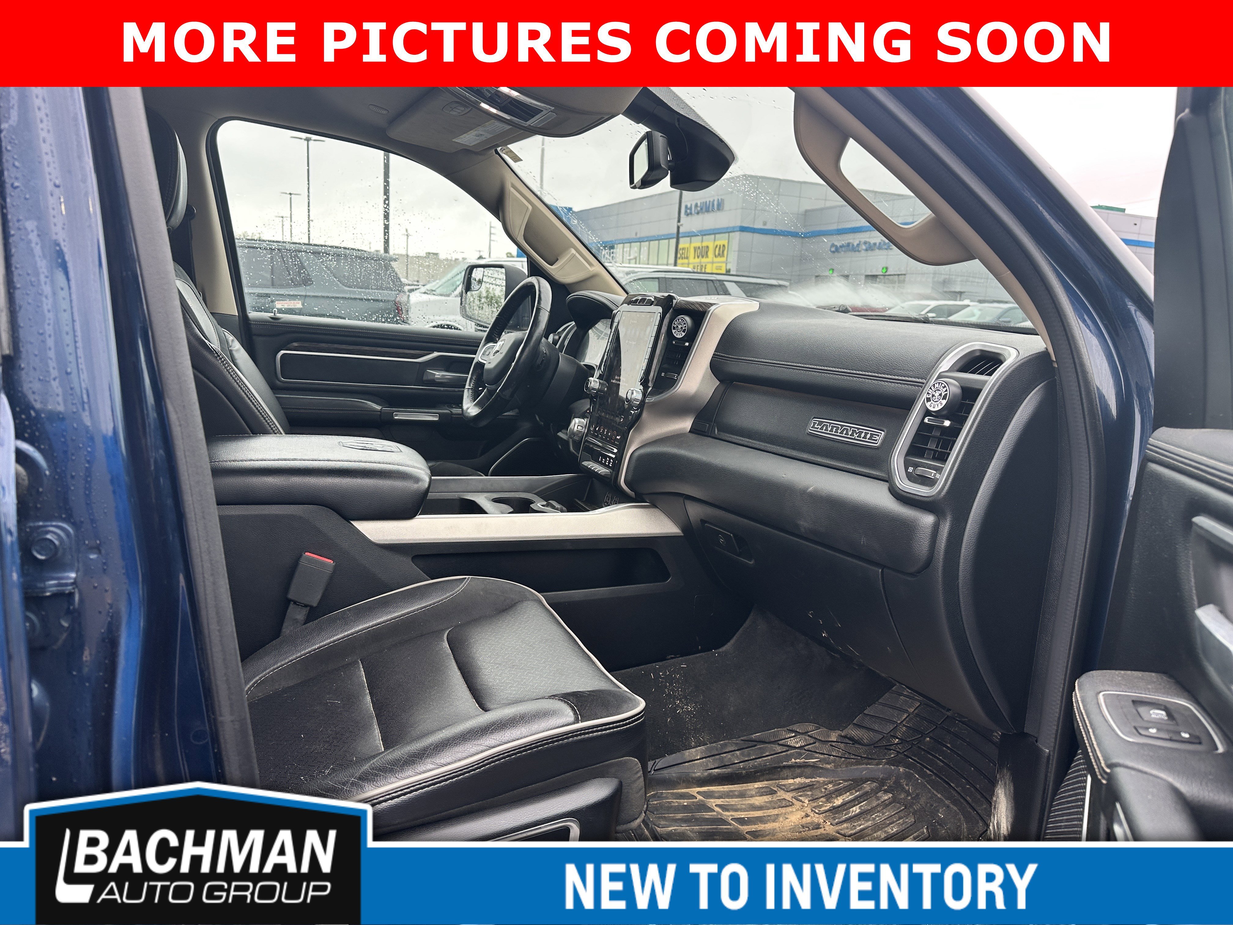 Used 2020 Patriot Blue Pearlcoat Ram Laramie image 10