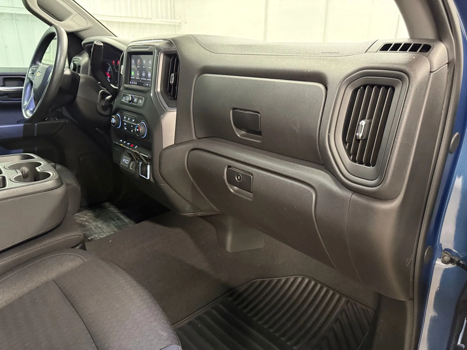 Used 2024 Blue Chevrolet Custom image 22