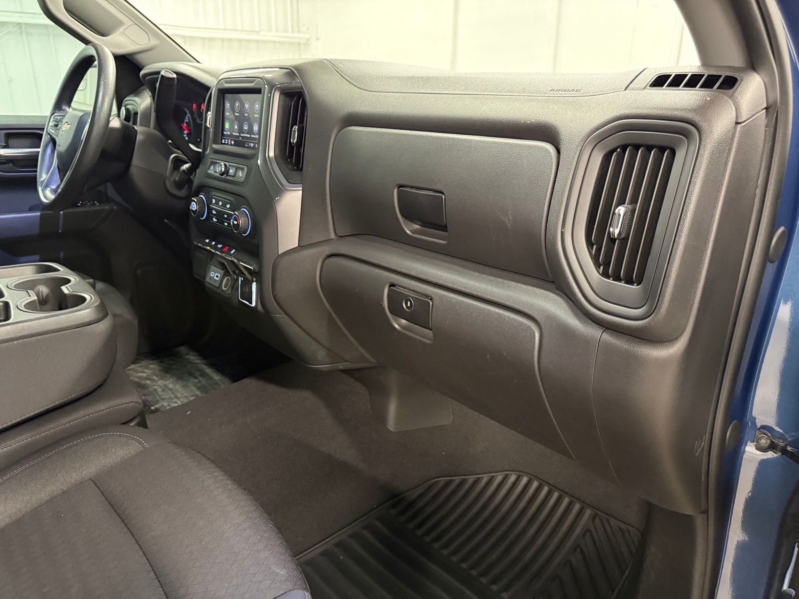 Used 2024 Blue Chevrolet Custom image 22