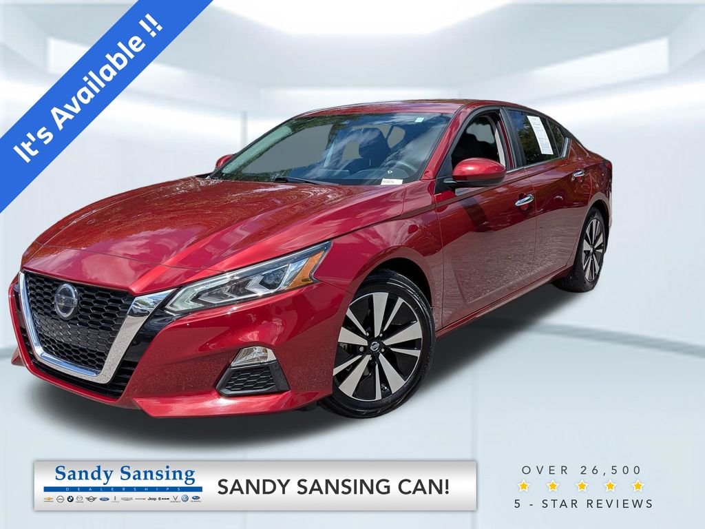 Used 2021 Red Nissan 2.5 SV image 1