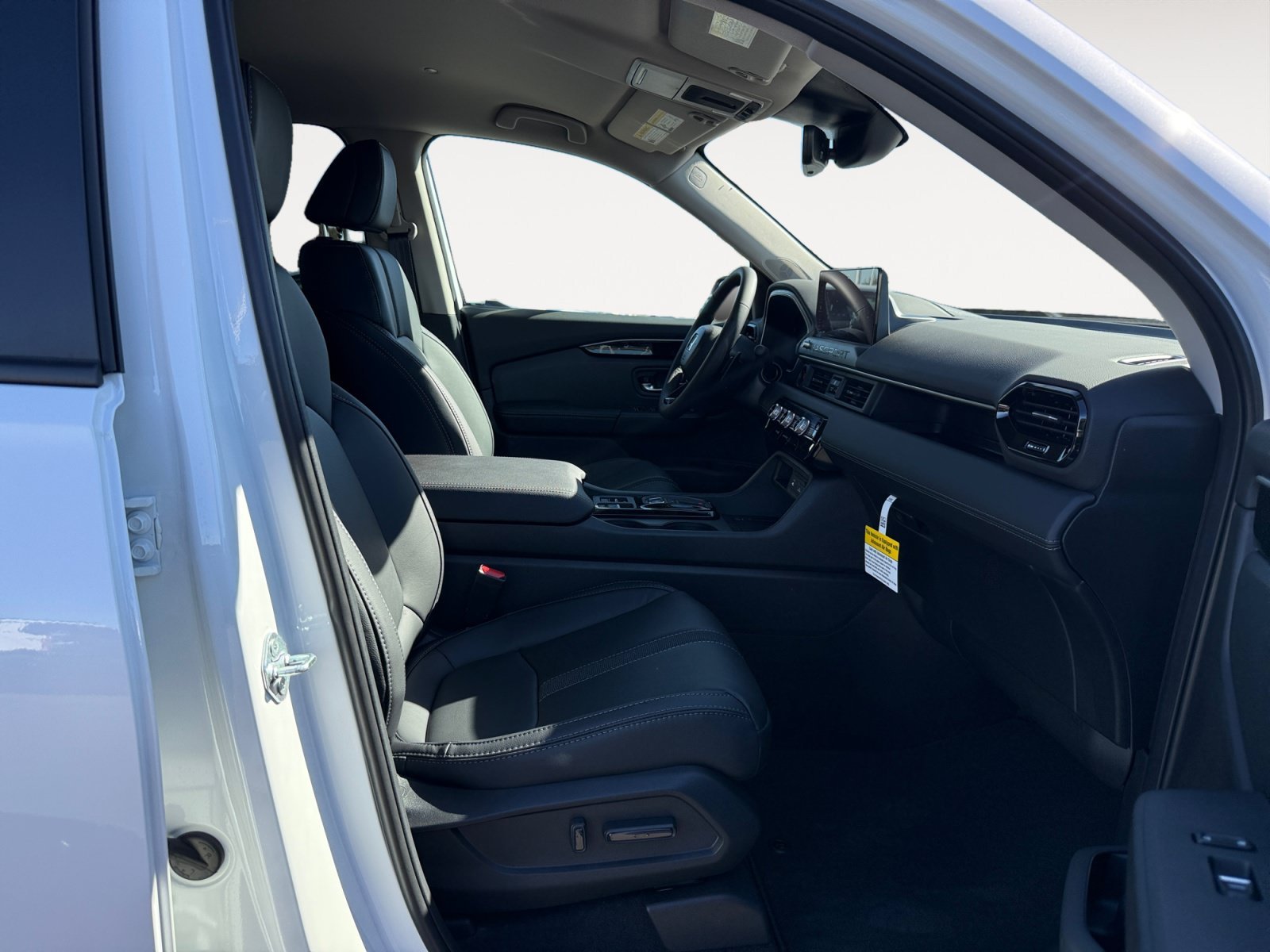 New 2026 Platinum White Pearl Honda RTL image 19