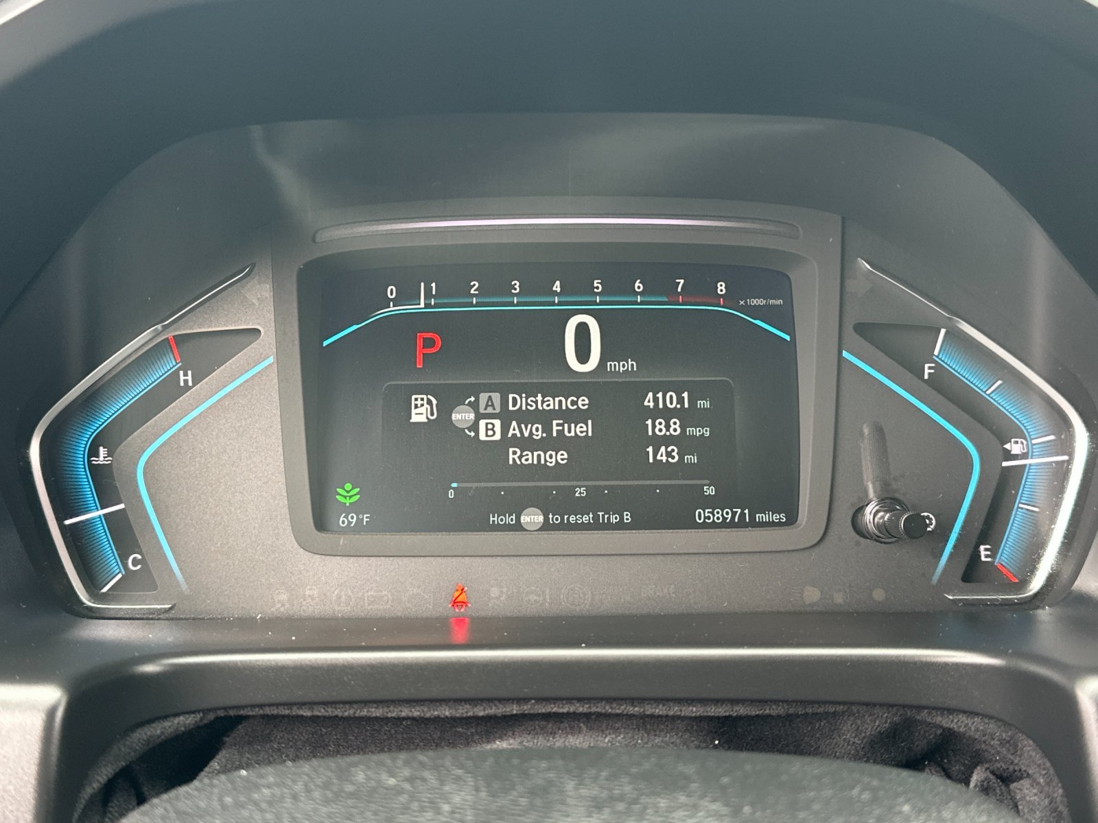 Used 2018 White Diamond Pearl Honda Elite 4D Passenger Van image 32