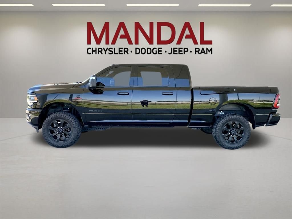 Used 2023 Black Ram Laramie image 9