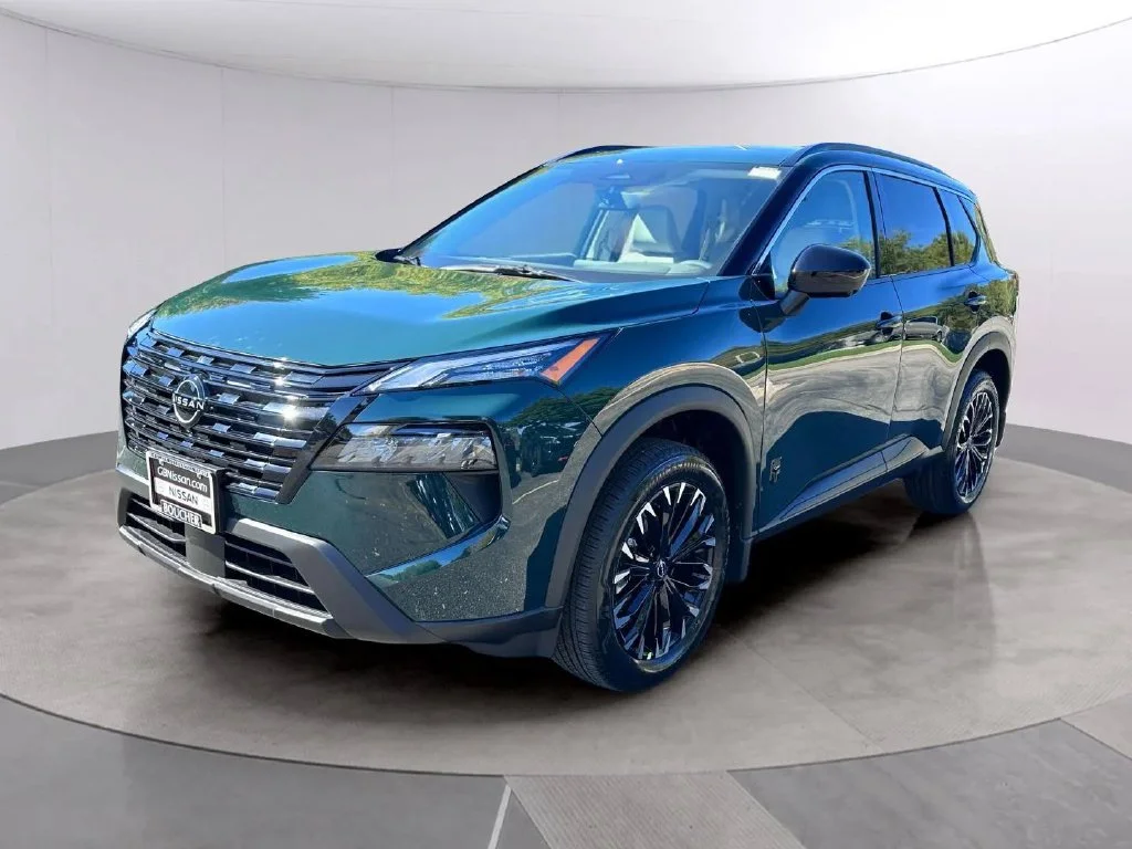New 2026 Obsidian Green Nissan Dark Armor image 7