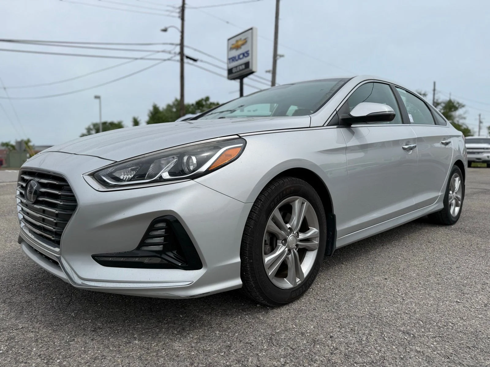 Used 2018 Hyundai Sonata SEL with VIN 5NPE34AF9JH648965 for sale in Eminence, KY