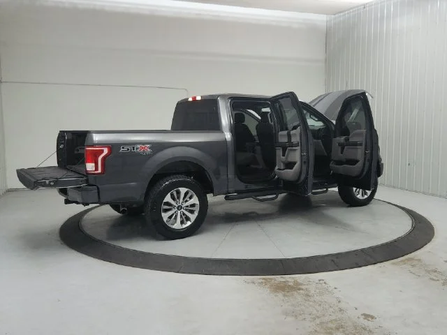 Used 2017 Gray Ford XL image 16