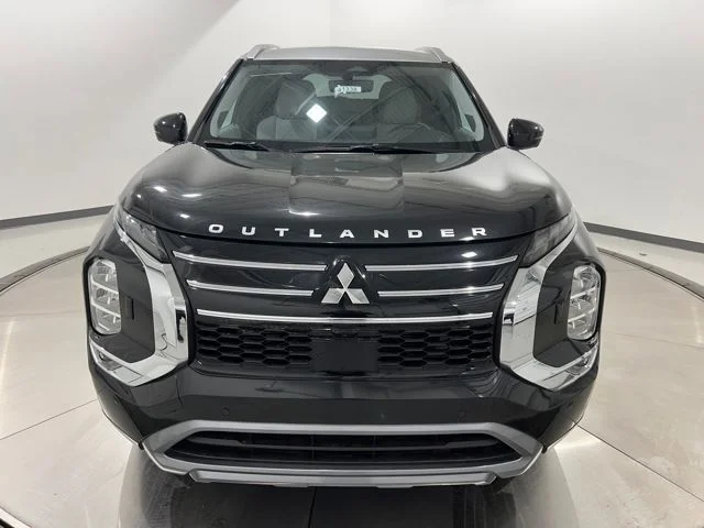 2025 Mitsubishi Outlander SEL Platinum Edition - Photo 8