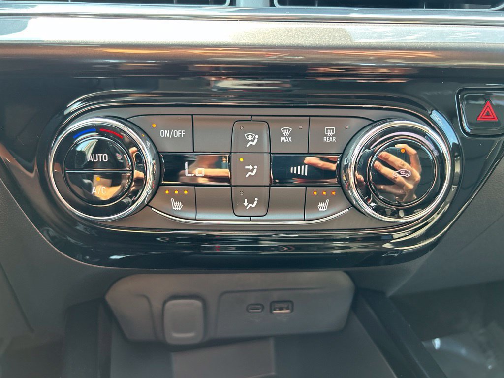2026 Chevrolet Trax Activ - Photo 31