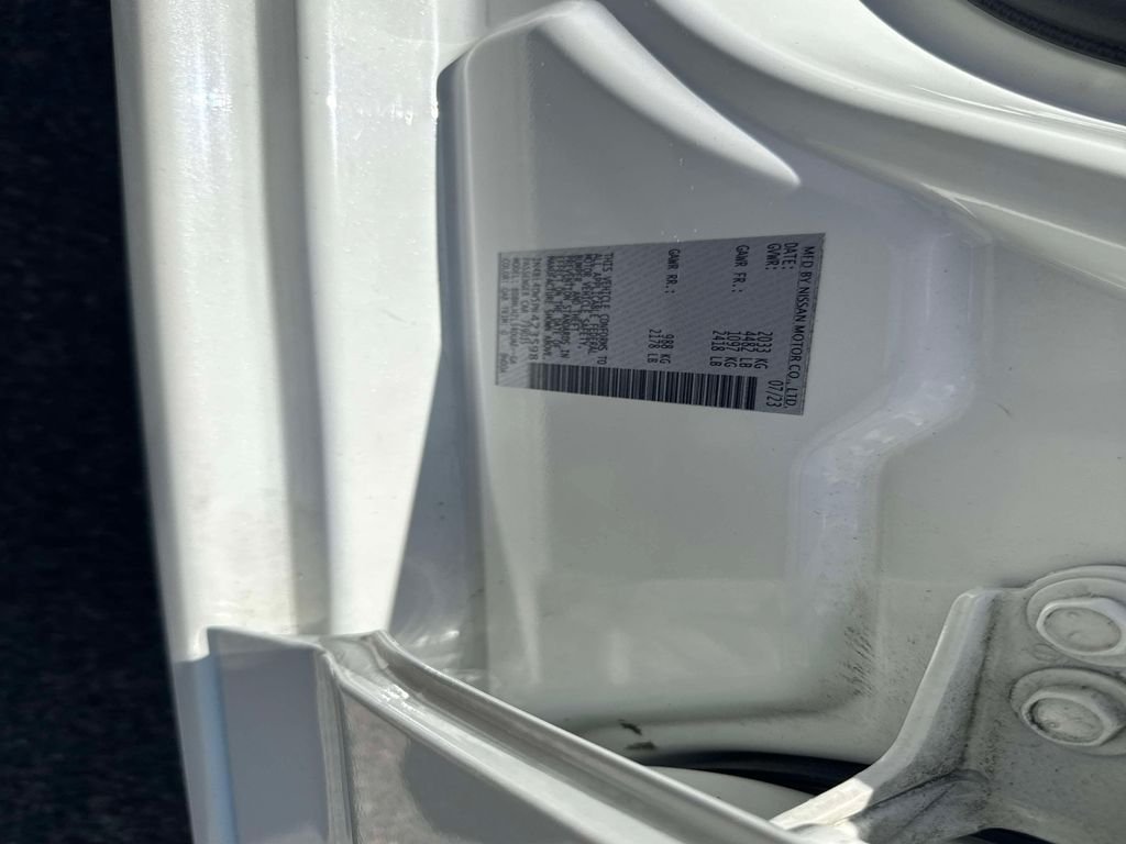 Used 2023 White Nissan 2.5 SV image 15