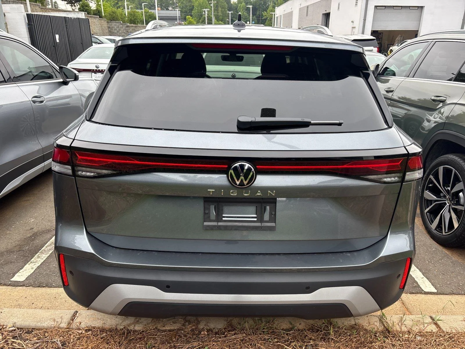 New 2026 Platinum Gray Metallic Volkswagen S image 4