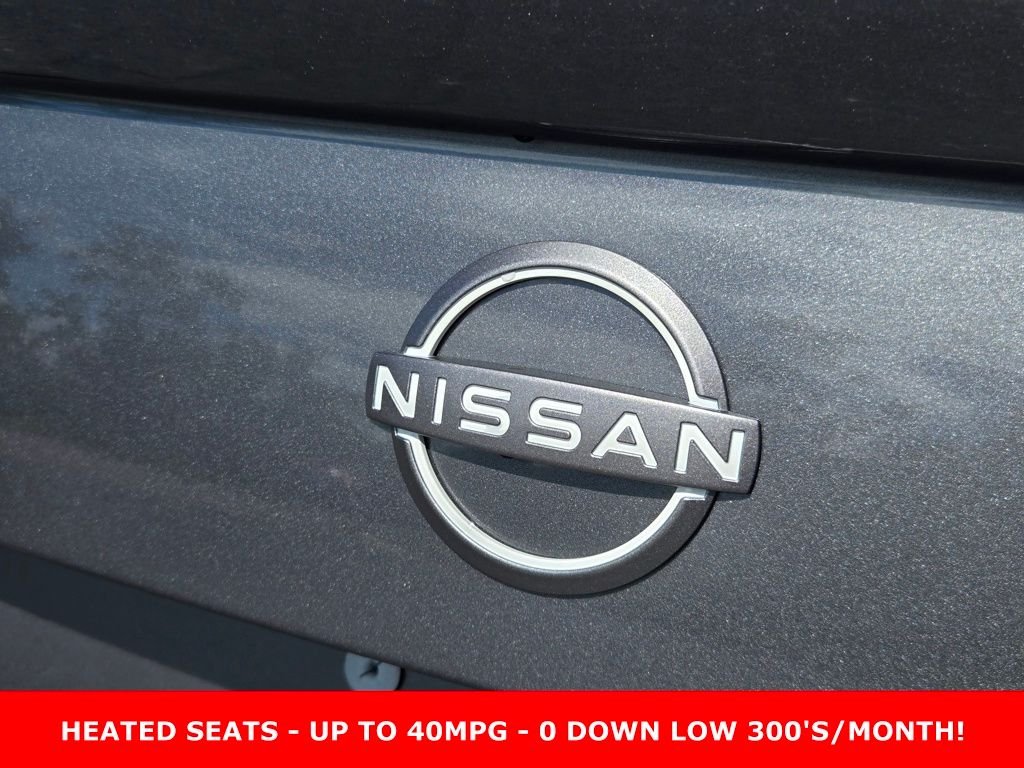 2025 Nissan Versa Sedan SR - Photo 30