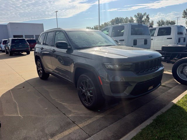 2027 Jeep Grand Cherokee
