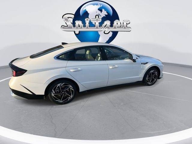 New 2026 White Hyundai SEL Sport image 9