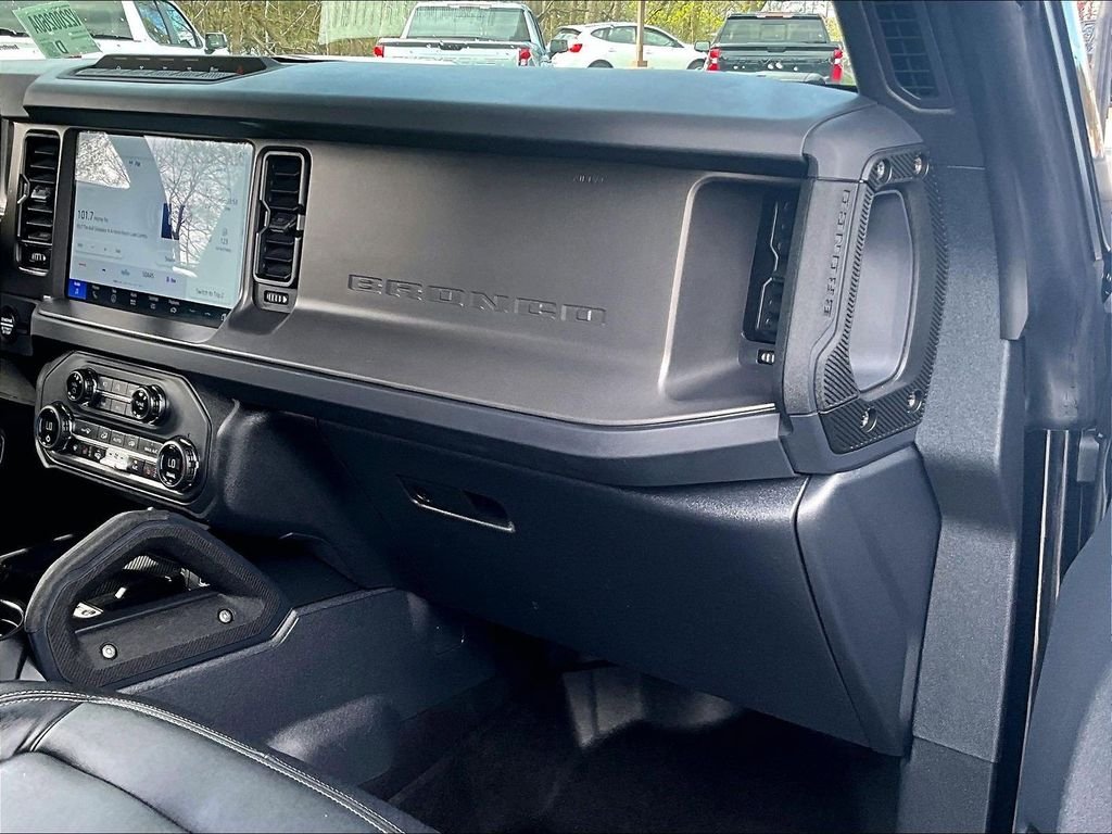 Used 2025 Black Ford Badlands image 13