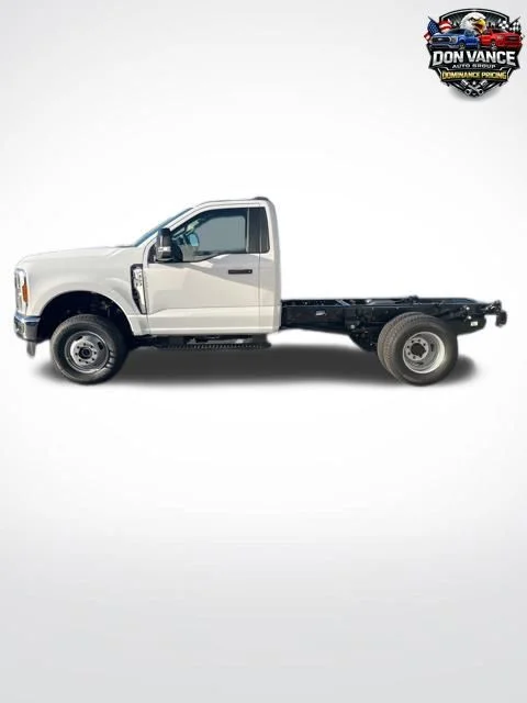 2026 Ford F-350 Super Duty Chassis Cab