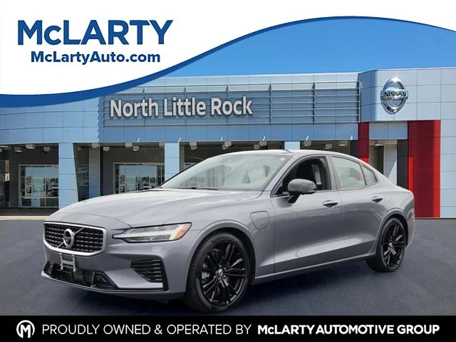 2019 Volvo S60 T8 PHEV R-Design AWD's photo