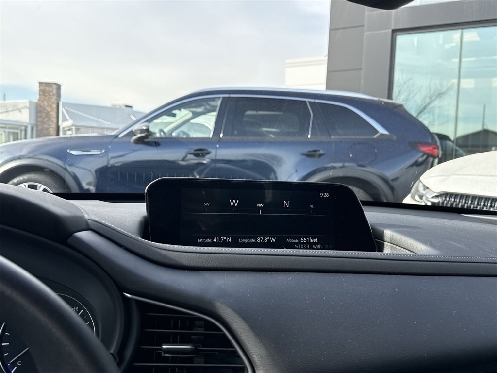 2025 MAZDA CX-30 - Image 17