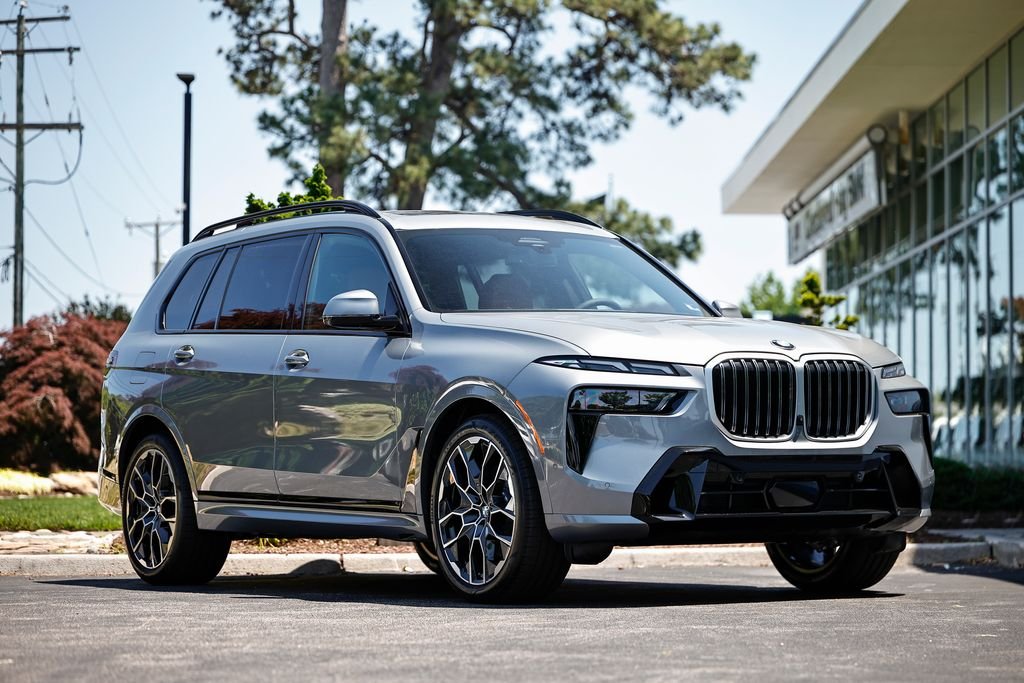 2026 BMW X7 xDrive40i's photo
