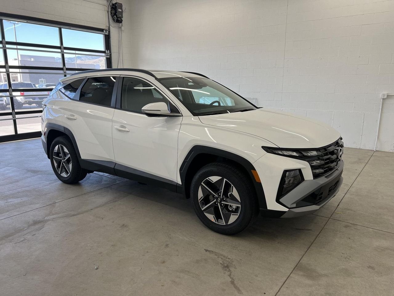 New 2026 Serenity White Pearl Hyundai SEL Premium AWD image 5