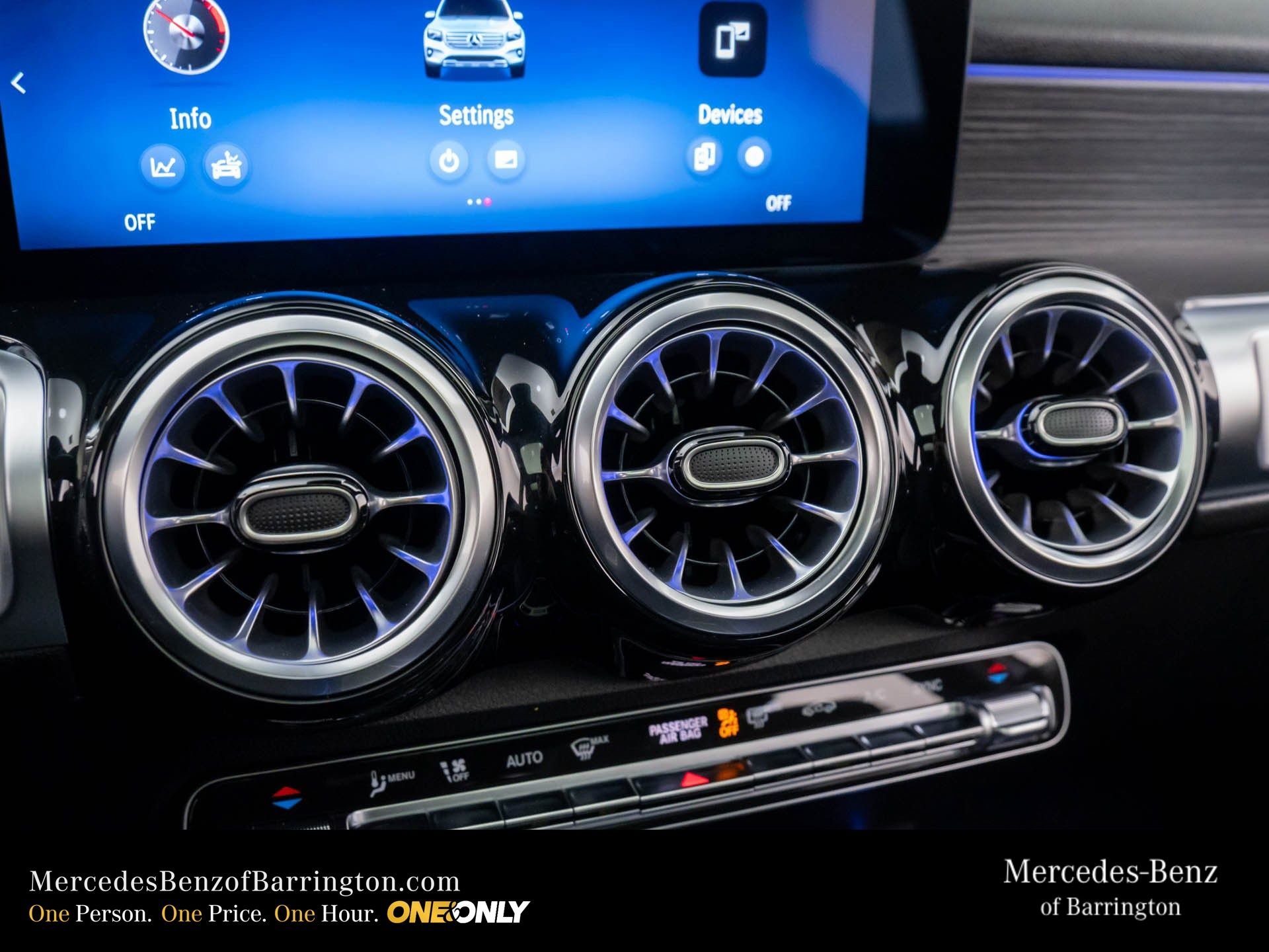 New 2026 Mountain Grey Metallic Mercedes-Benz GLB 250 image 29