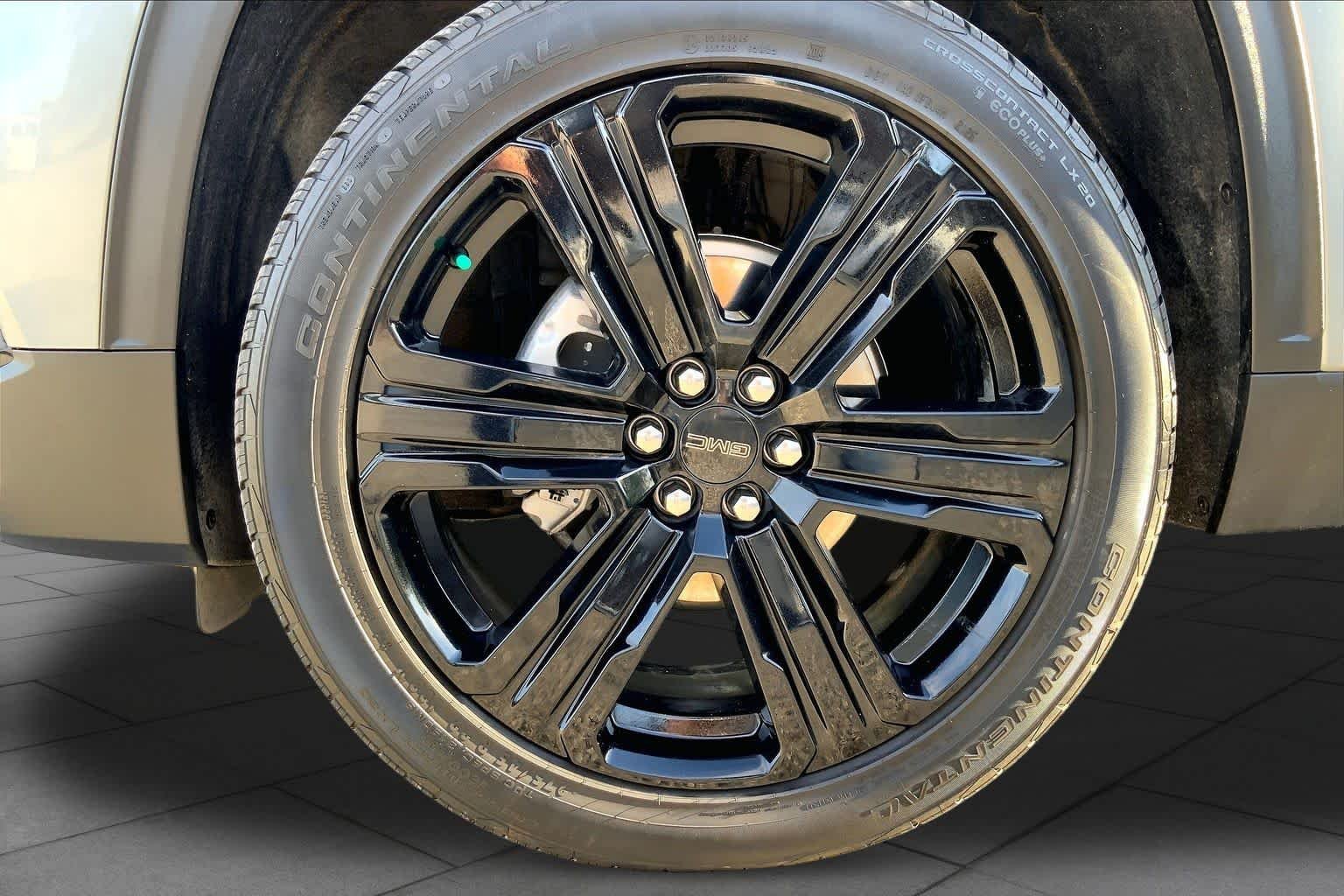 2026 GMC Acadia Elevation - Photo 11