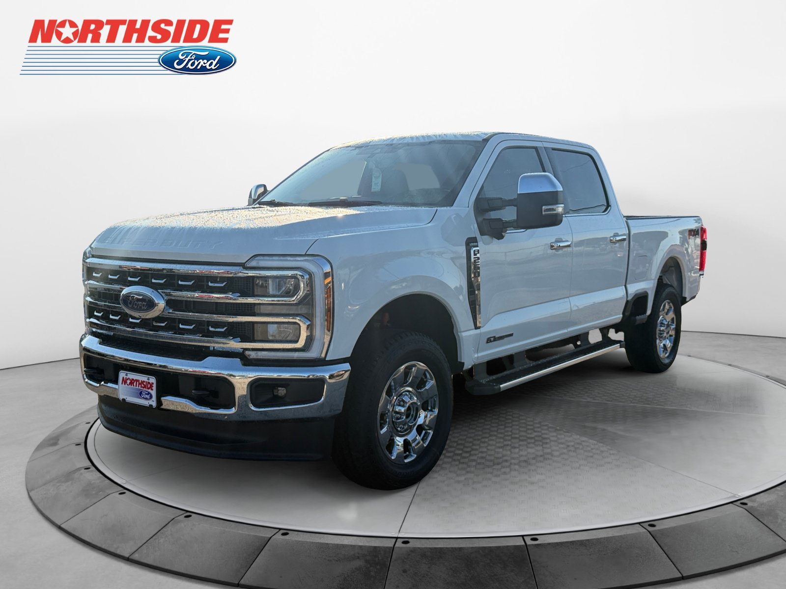 New 2026 Star White Metallic Tri-Coat Ford LARIAT image 3