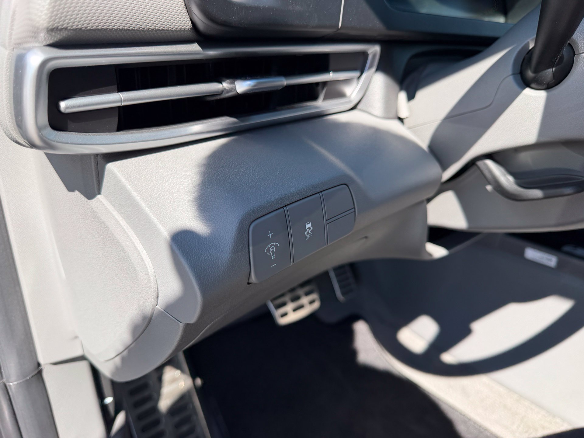 Certified Used 2026 Gray Hyundai SEL Sport image 31