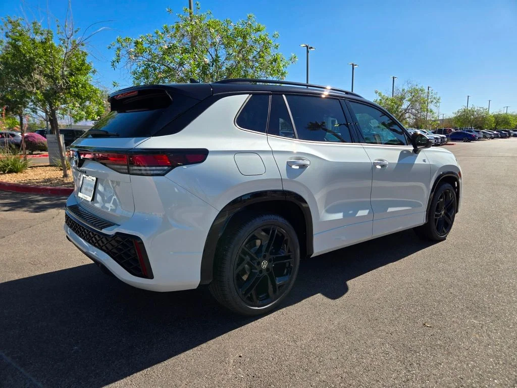 New 2026 White Volkswagen 2.0T SE R-Line Black image 4