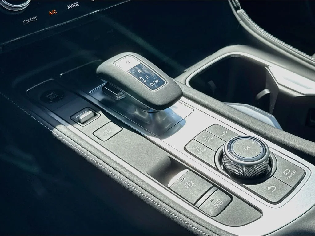 New 2027 MINERAL BLACK INFINITI Sport AWD image 17