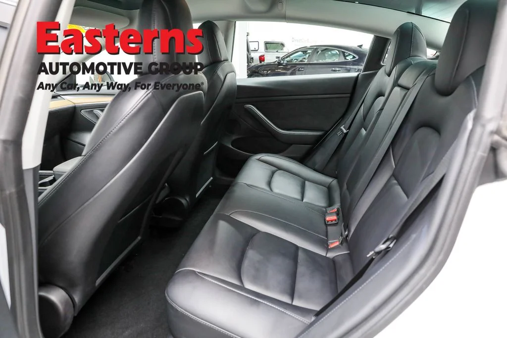 Used 2022 White Tesla Long Range image 17