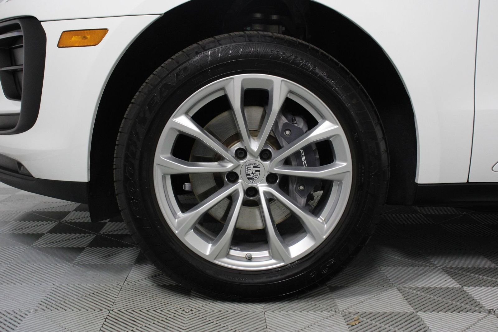Certified Used 2026 White Porsche  image 30