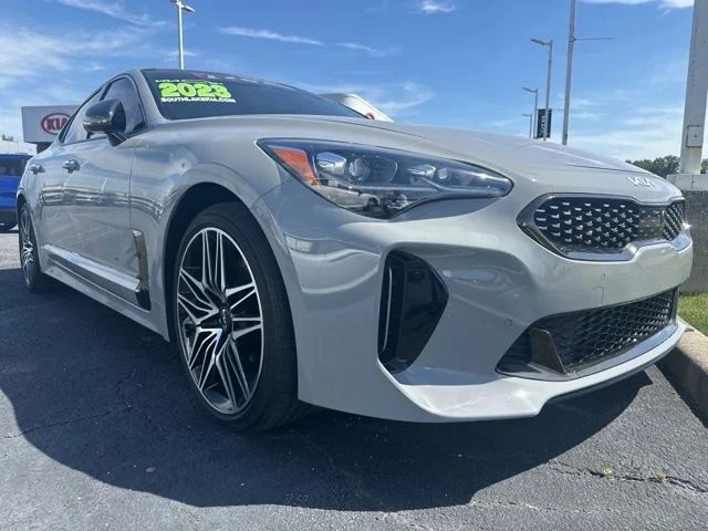 2023 Kia Stinger GT2 AWD's photo