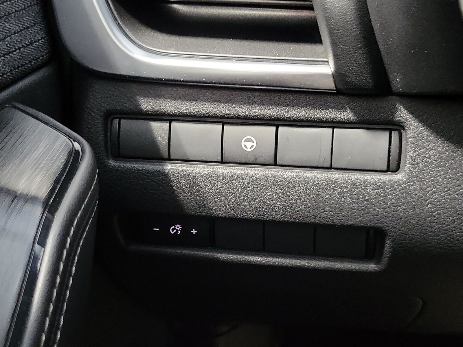 Used 2023 Blue Nissan SV image 12