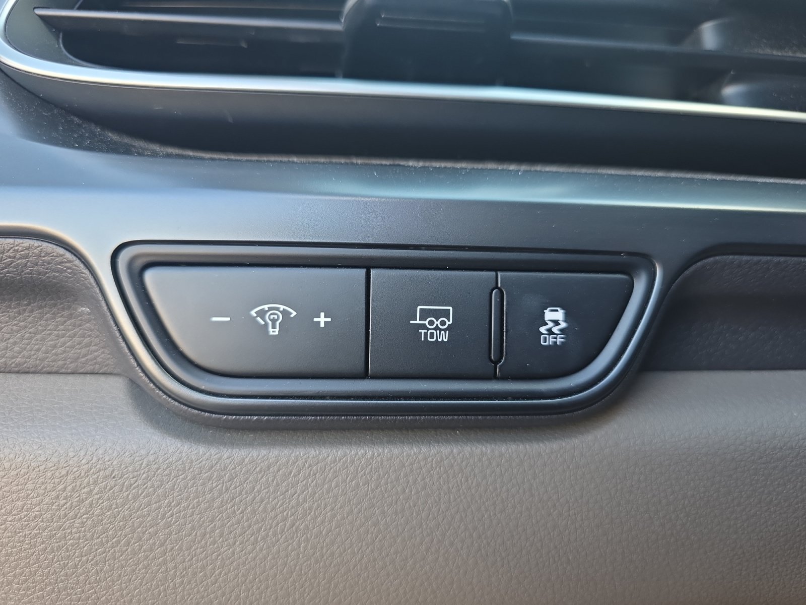 Certified Used 2026 Panthera Metal Kia LXS image 26
