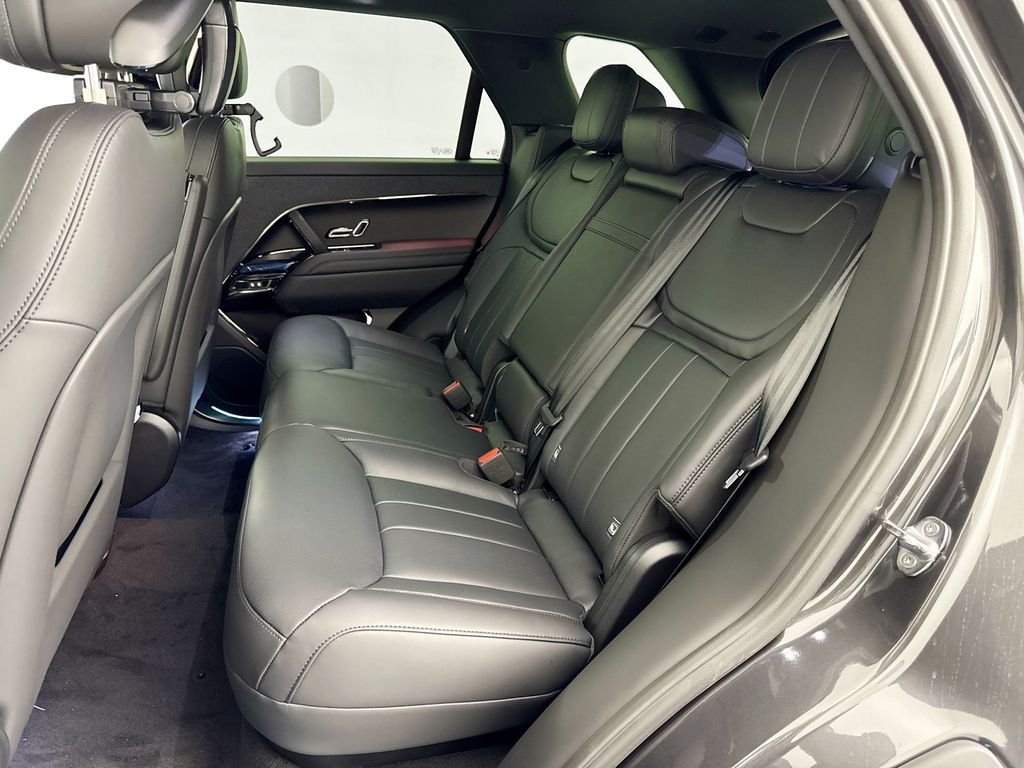 New 2026 Carpathian Grey Land Rover Dynamic SE image 25