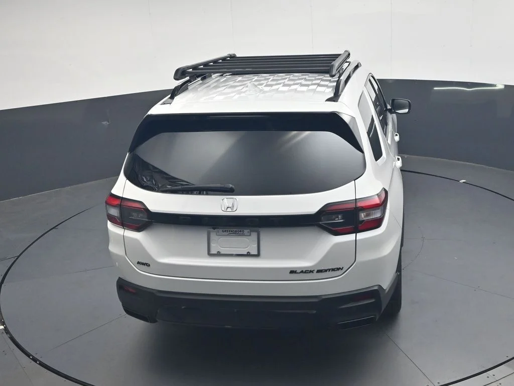 New 2026 Platinum White Pearl Honda Black Edition image 22