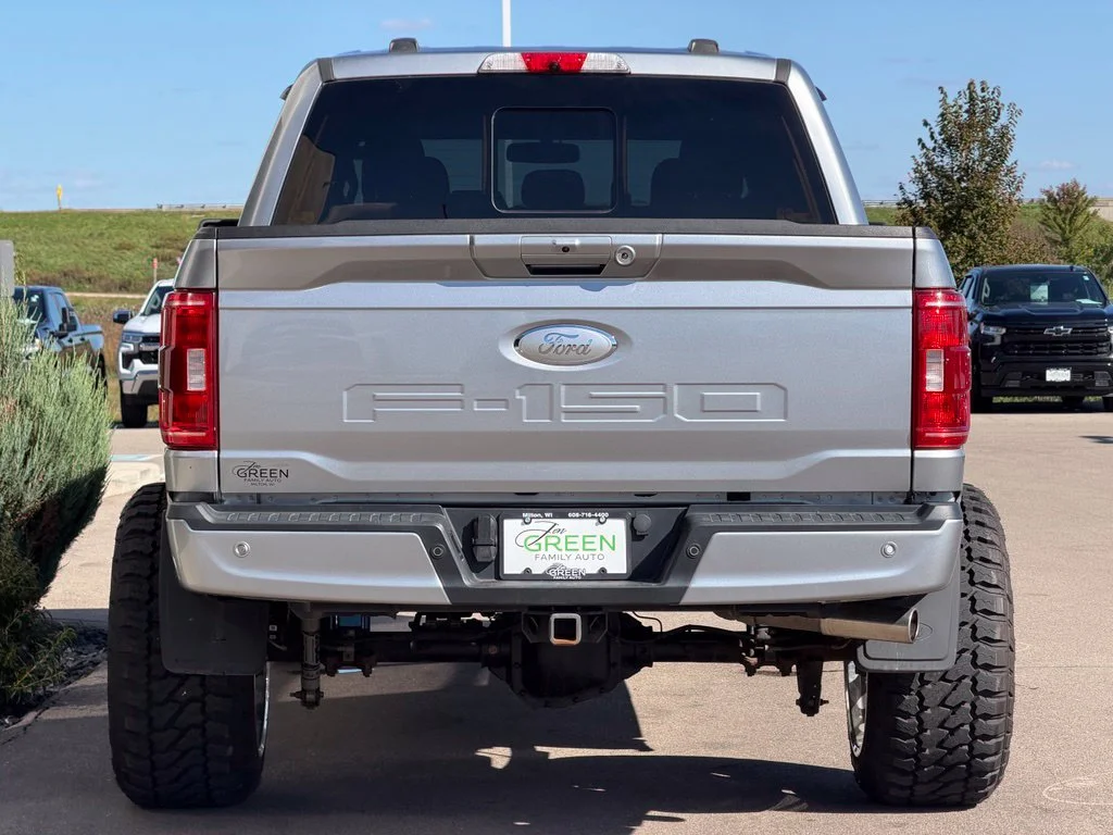 Used 2022 Silver Ford XLT image 8