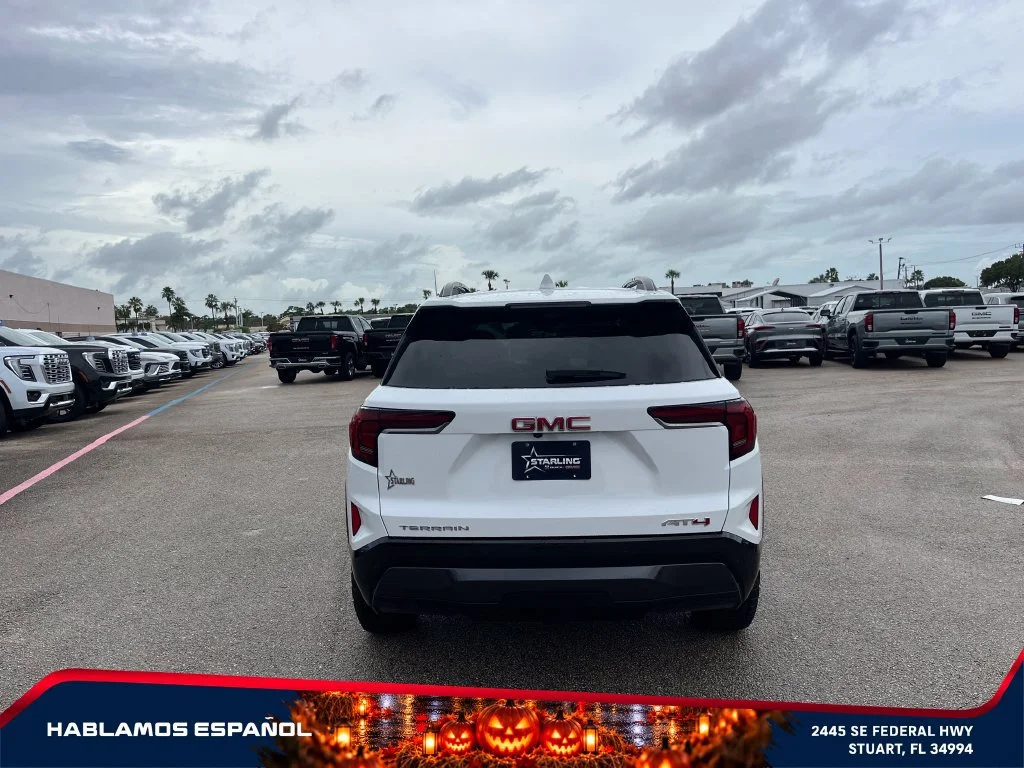 New 2026 Summit White GMC AT4 image 6