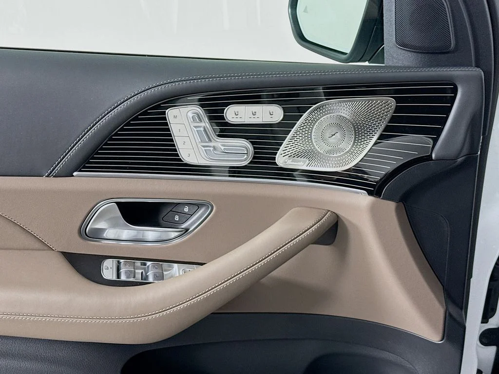 New 2026  Mercedes-Benz GLS 580 image 19