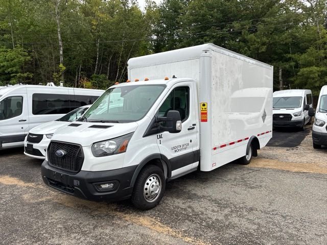 Used 2022 White Ford Base image 3