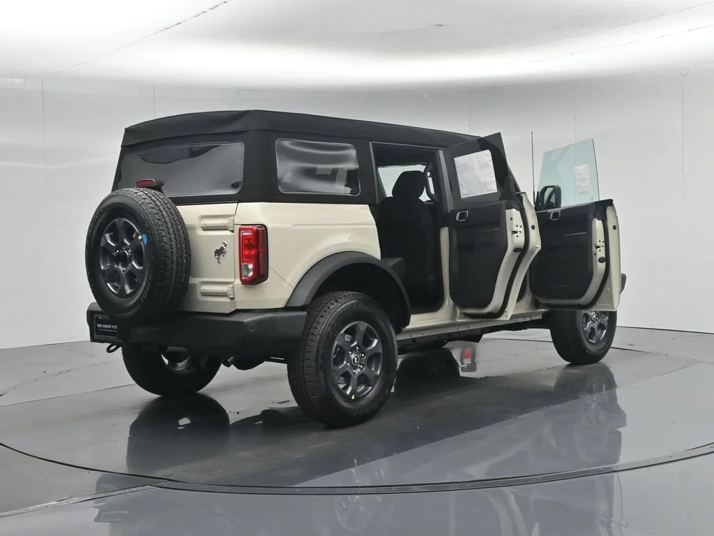 New 2026 Desert Sand Ford Big Bend image 27