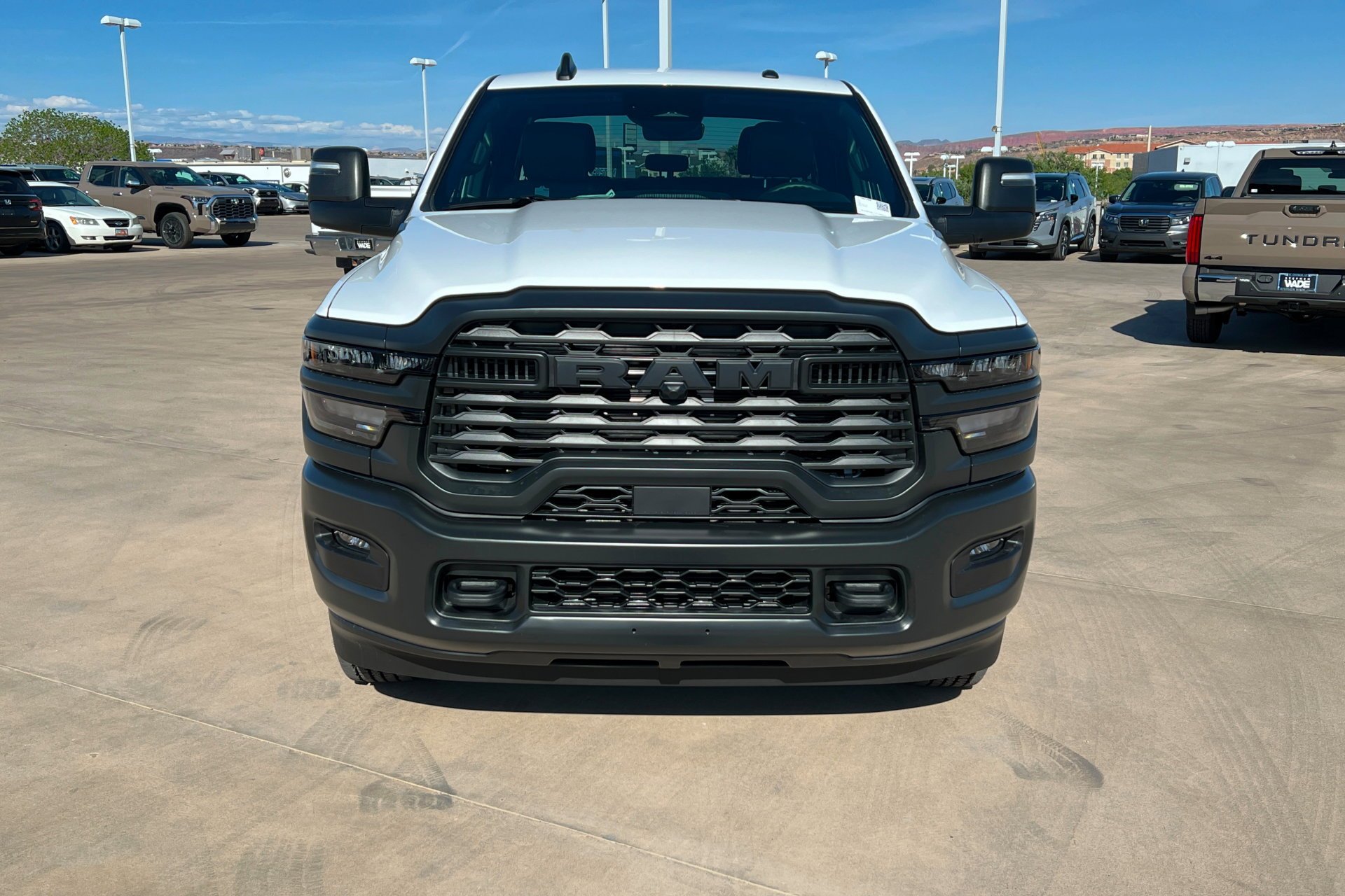 New 2026 Bright White Clear-Coat Exterior Paint RAM Tradesman image 9